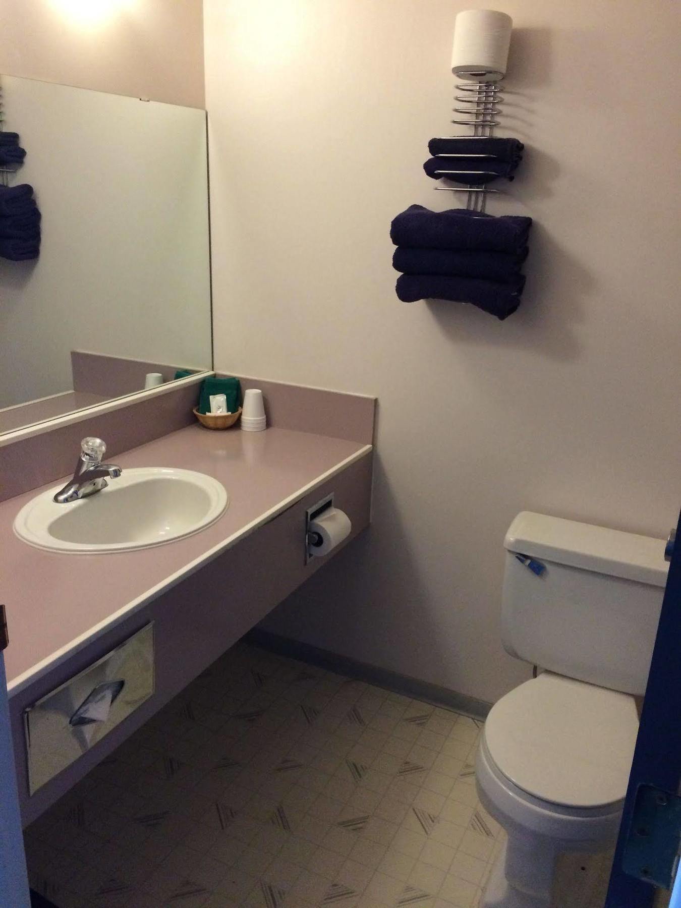 Plains Motor Inn Stettler Ngoại thất bức ảnh